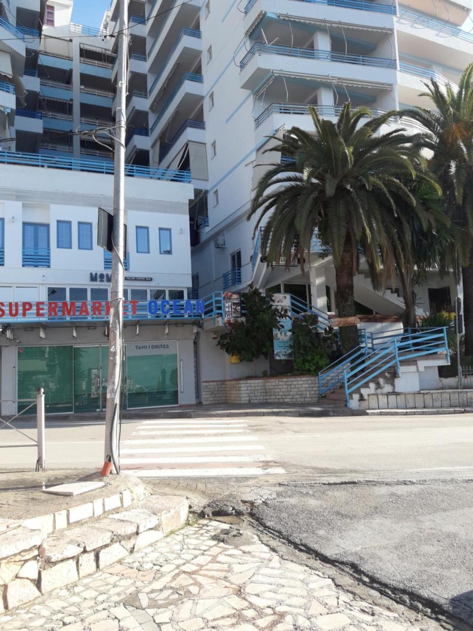 Meni'S Family Apartament Саранде Екстериор снимка
